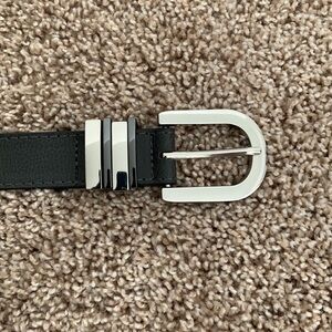 Adrienne Vittadini Grey Belt